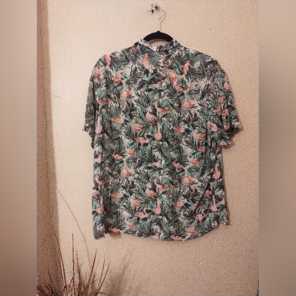 GoodFellow & Co. Mens Floral Green Plants Pink Flamingos Button Up Tropical LG - Picture 2 of 7